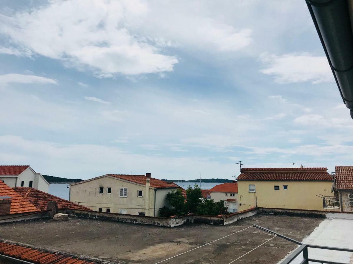 Apartman Marko Примоштен Екстер'єр фото